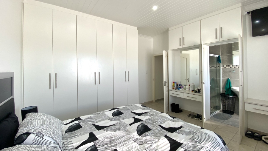 3 Bedroom Property for Sale in Atlantic Waves Estate Western Cape